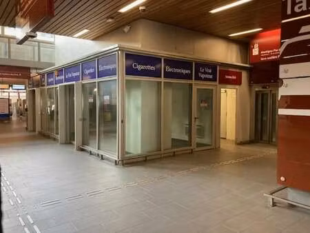 location commerce 31 m²