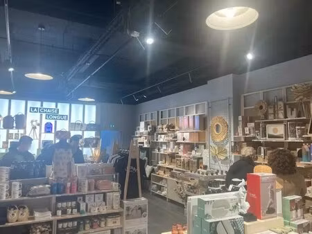 location commerce nancy 54000 130m²
