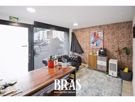location commerce nantes 44100 33m²