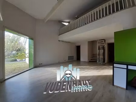 location commerce 120 m²