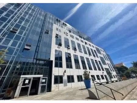 location bureaux 134 m² à 445 m²