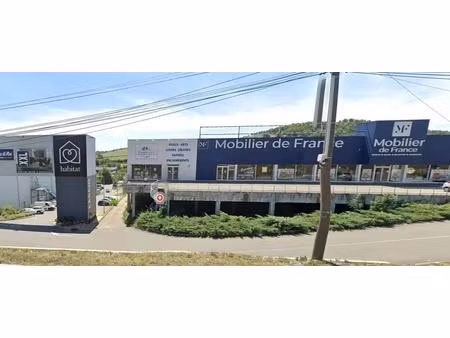 location commerce 420 m²