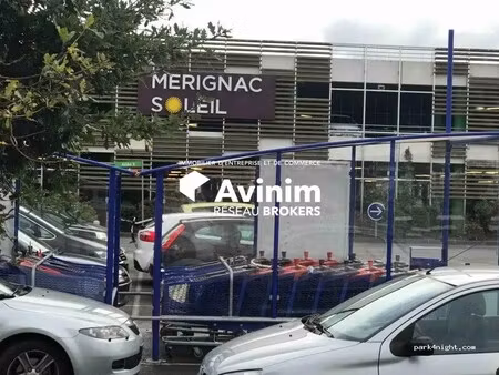 location commerce merignac 33700 400m²