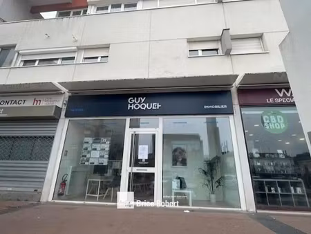 location commerce meyzieu 69330 58m²