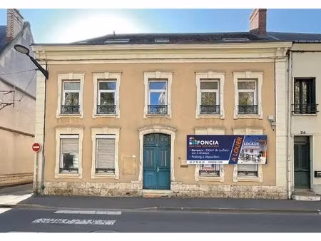 location bureaux 240 m²