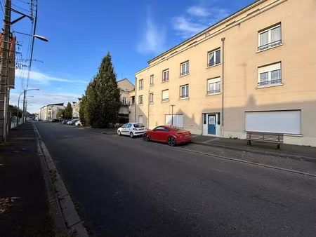 location bureaux 412 m²