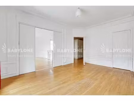 location bureaux 102 m²