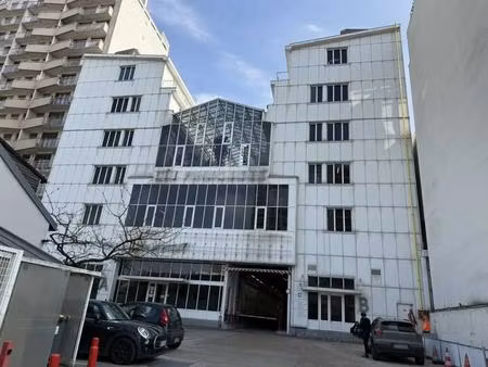 location bureaux 245 m² à 4 907 m²