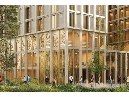 location commerce 357 m²