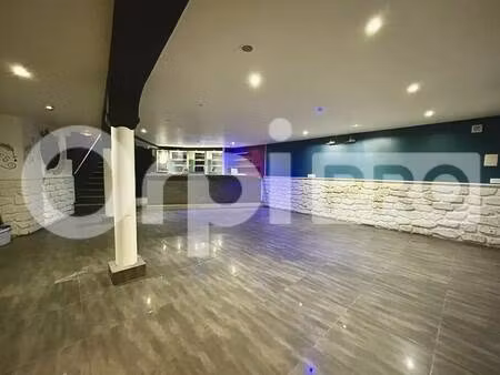 location commerce beauvais 60000 70m²