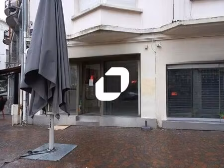 location commerce lille 59000 45m²