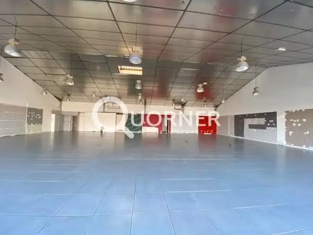 location commerce 460 m²