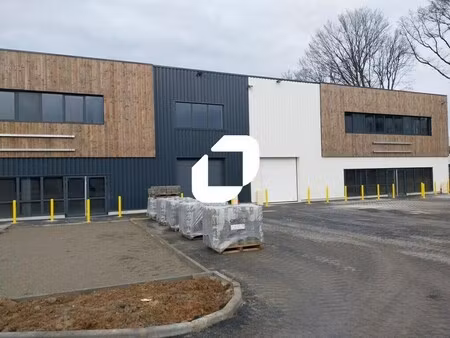 location commerce sautron 44880 709m² à 1452m²
