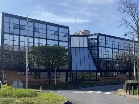 location bureaux 39 m² à 354 m²