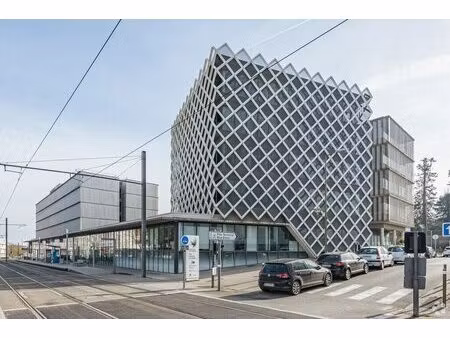 location bureaux 252 m² à 1 513 m²