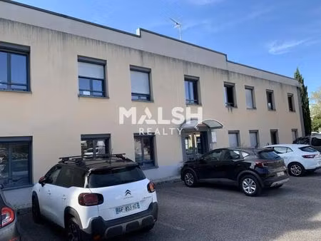 location bureaux 140 m²