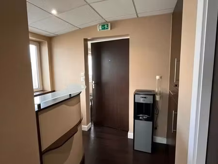 location bureaux 110 m²
