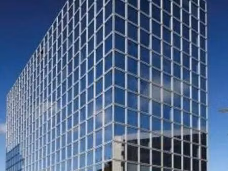 location bureaux 103 m² à 3 204 m²