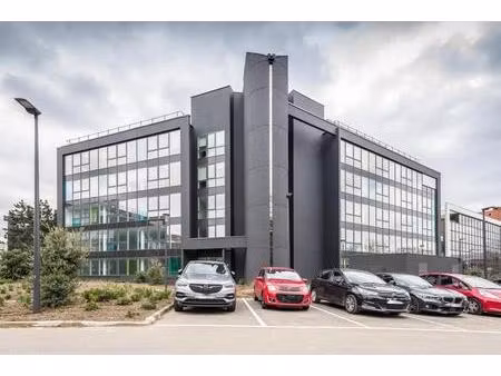 location bureaux 2 452 m²