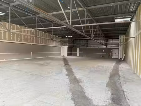 location commerce barentin 76360 378m²