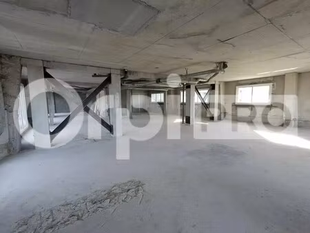 location commerce le croisic 44490 232m²