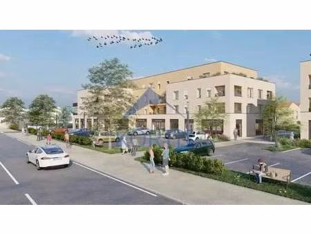 location commerce 85 m² à 1 061 m²