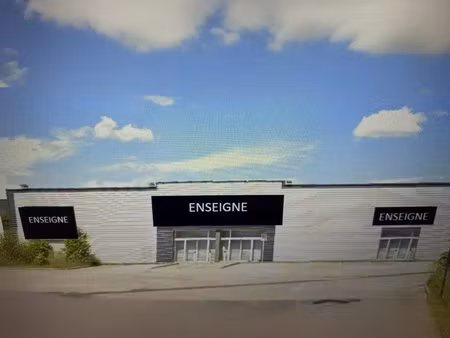 location commerce 316 m²
