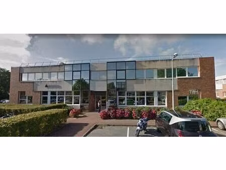 location bureaux 810 m²