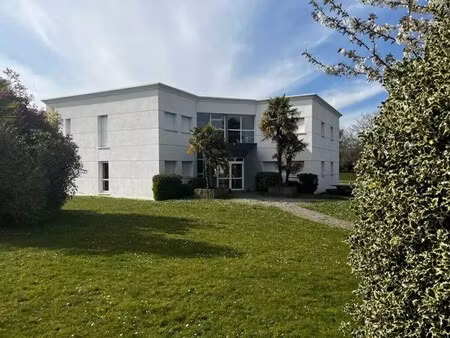 location bureaux 480 m²