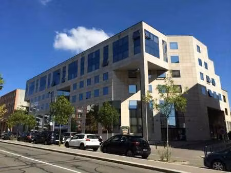 location bureaux 437 m² à 1 245 m²