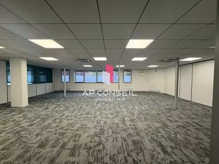 location bureaux 408 m²