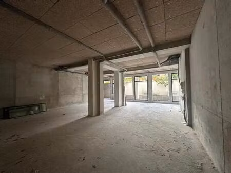 location commerce clichy 92110 170m²