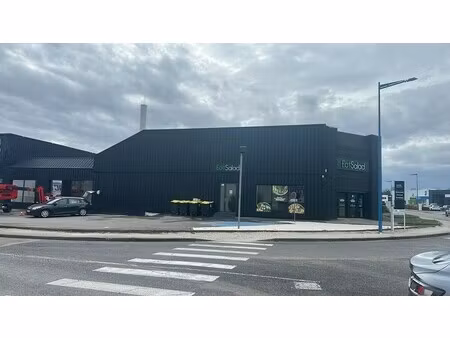 location commerce quetigny 21800 350m²
