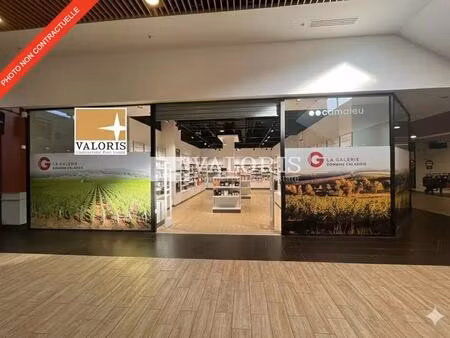 location commerce 226 m²