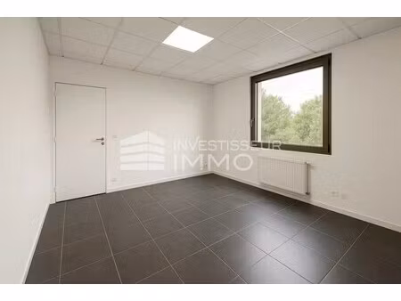 location bureaux 15 m² à 860 m²