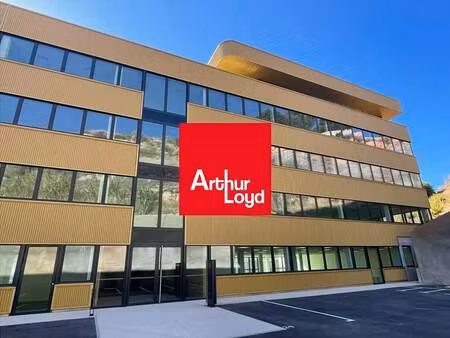 location bureaux 374 m² à 5 518 m²