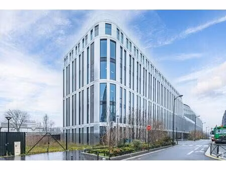 location bureaux 1 745 m² à 7 411 m²