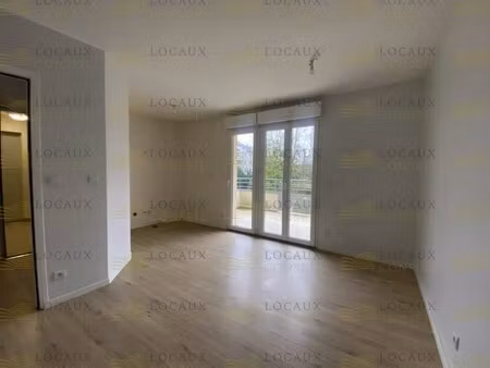 location bureaux 50 m²