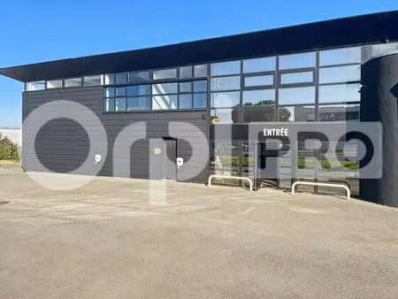 location commerce 442 m²