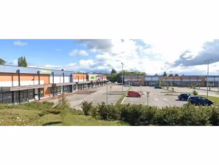 location commerce choisey 39100 300m²