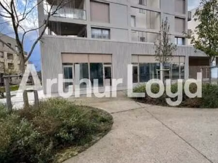 location commerce fleury sur orne 14123 168m²