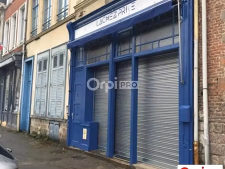 location commerce 83 m²