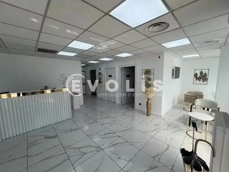 location commerce saint maur des fosses 94100 155m²