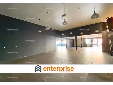 location commerce saint maximin 60740 280m²