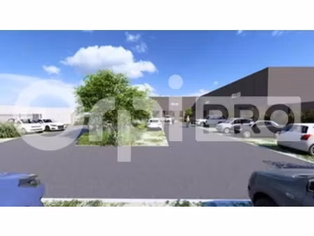 location commerce 177 m² à 579 m²