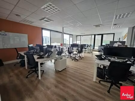 location bureaux 405 m²