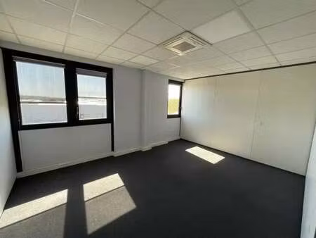 location bureaux 335 m²
