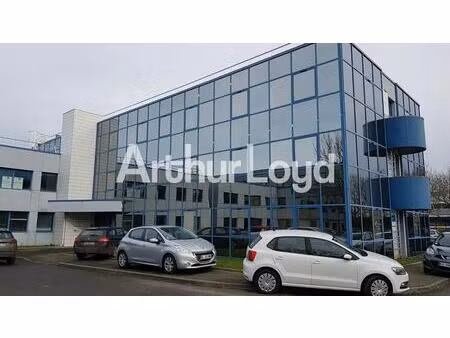 location bureaux 153 m²