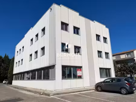 location bureaux six-fours-les-plages 83140 200m²