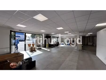 location bureaux 90 m²